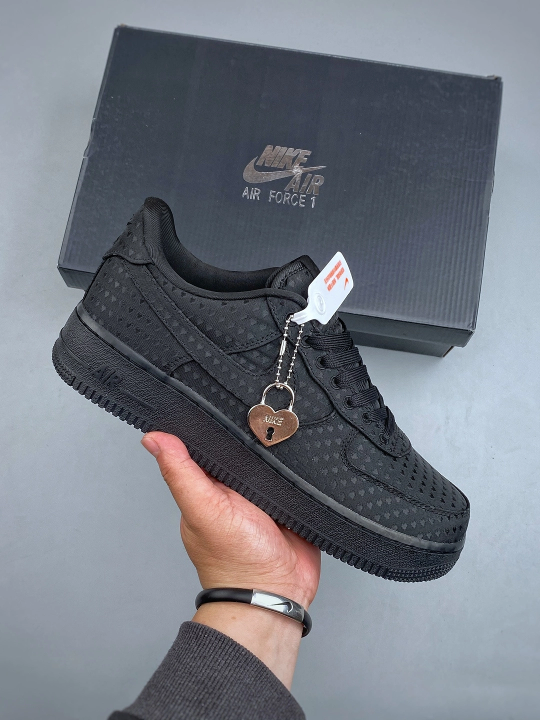 ナイキ エア フォース 1 トレンドスニーカー「Nike Air Force 1」