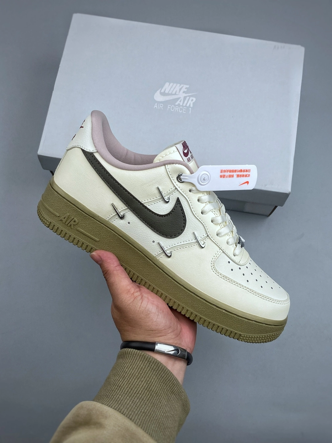 ナイキ エア フォース 1 トレンドスニーカー「Nike Air Force 1」