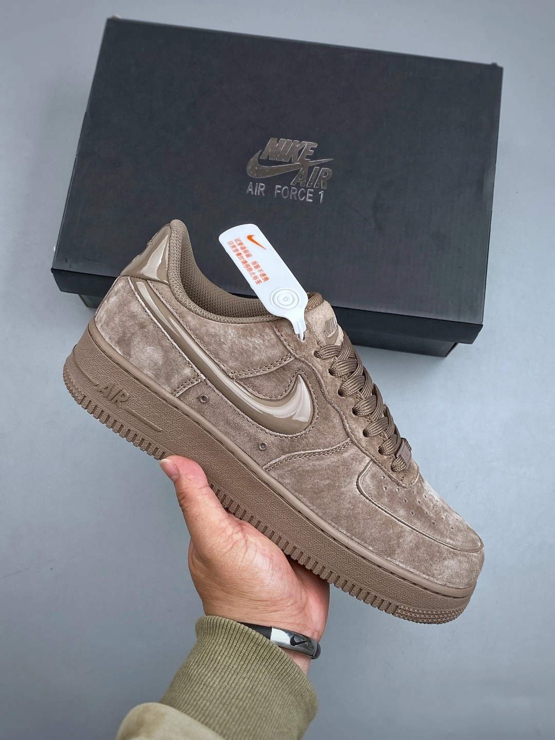 ナイキ エア フォース 1 トレンドスニーカー「Nike Air Force 1」