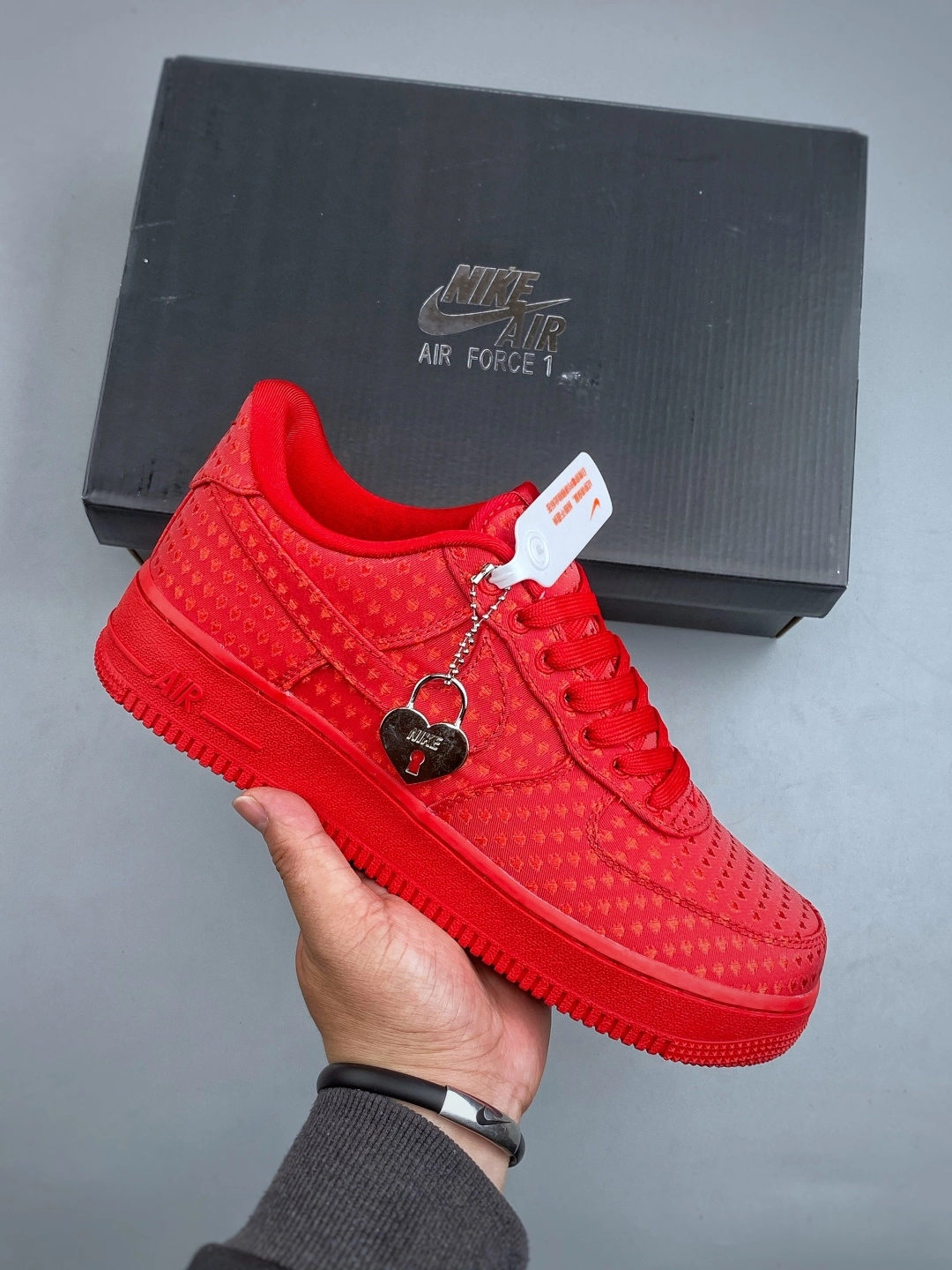 ナイキ エア フォース 1 トレンドスニーカー「Nike Air Force 1」