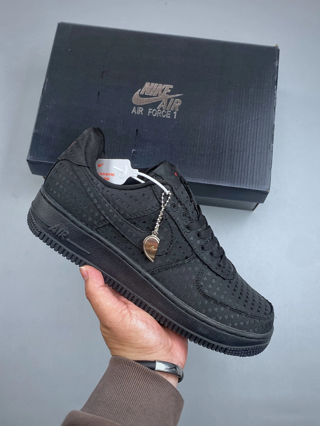 ナイキ エア フォース 1 トレンドスニーカー「Nike Air Force 1」
