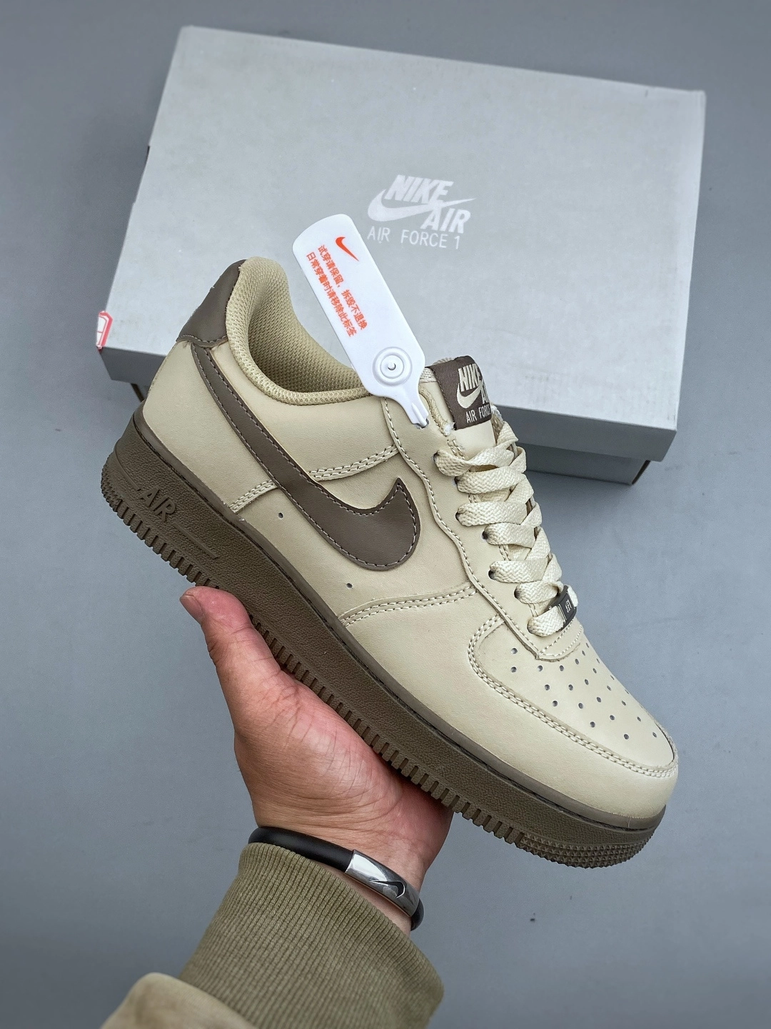 ナイキ エア フォース 1 トレンドスニーカー「Nike Air Force 1」