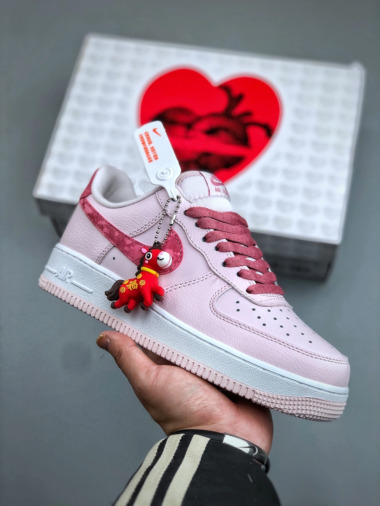 ナイキ エア フォース 1 トレンドスニーカー「Nike Air Force 1」