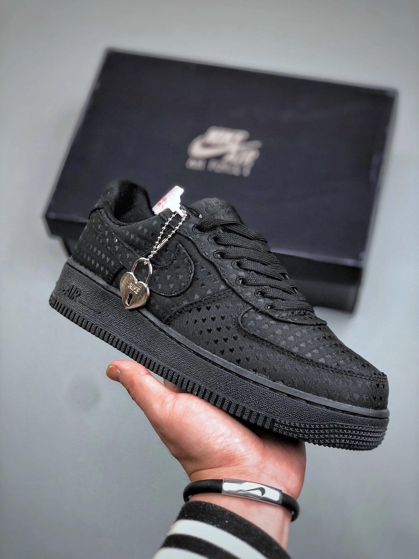 ナイキ エア フォース 1 トレンドスニーカー「Nike Air Force 1」