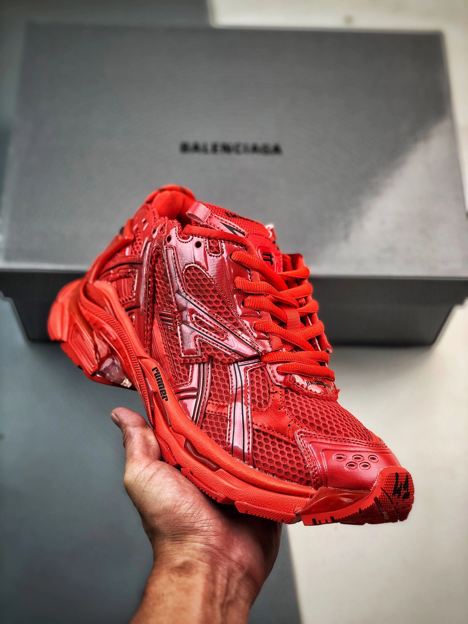 バレンシアガ ランナー スニーカー「Runner Sneaker」