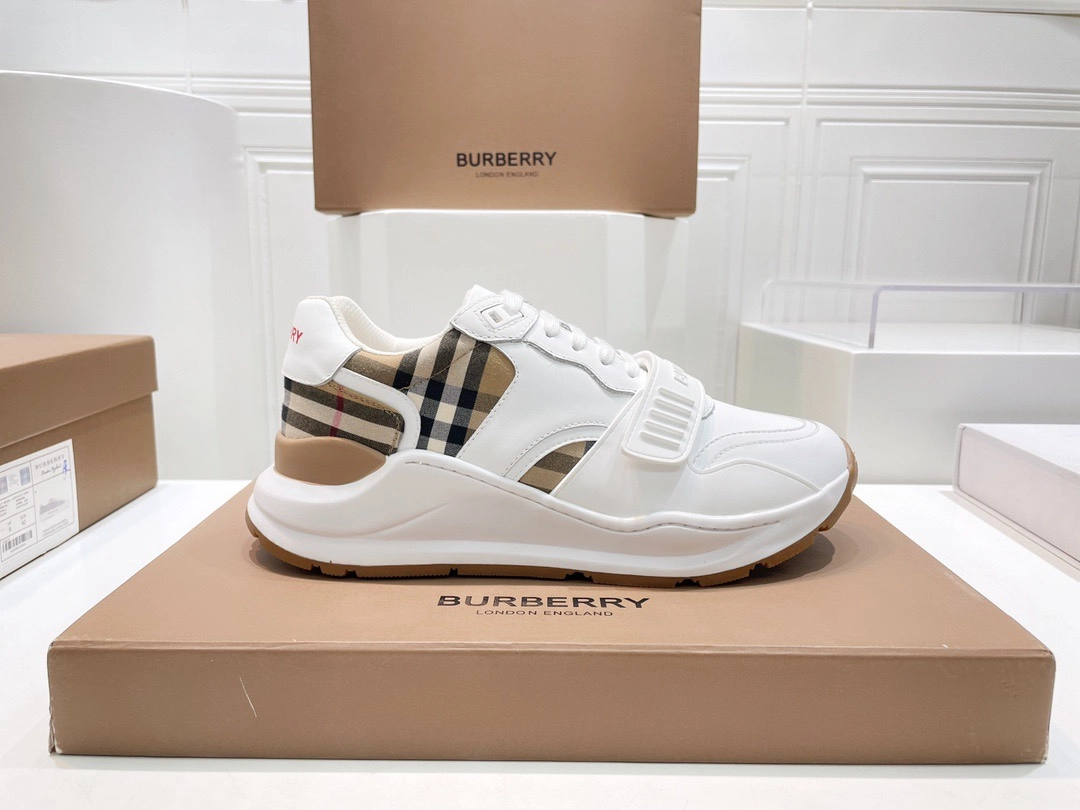 バーバリー チェック スエード&レザー スニーカー「Check, Suede and Leather Sneakers」