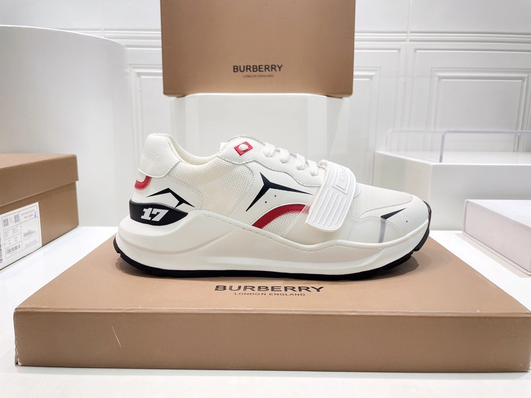 バーバリー チェック スエード&レザー スニーカー「Check, Suede and Leather Sneakers」
