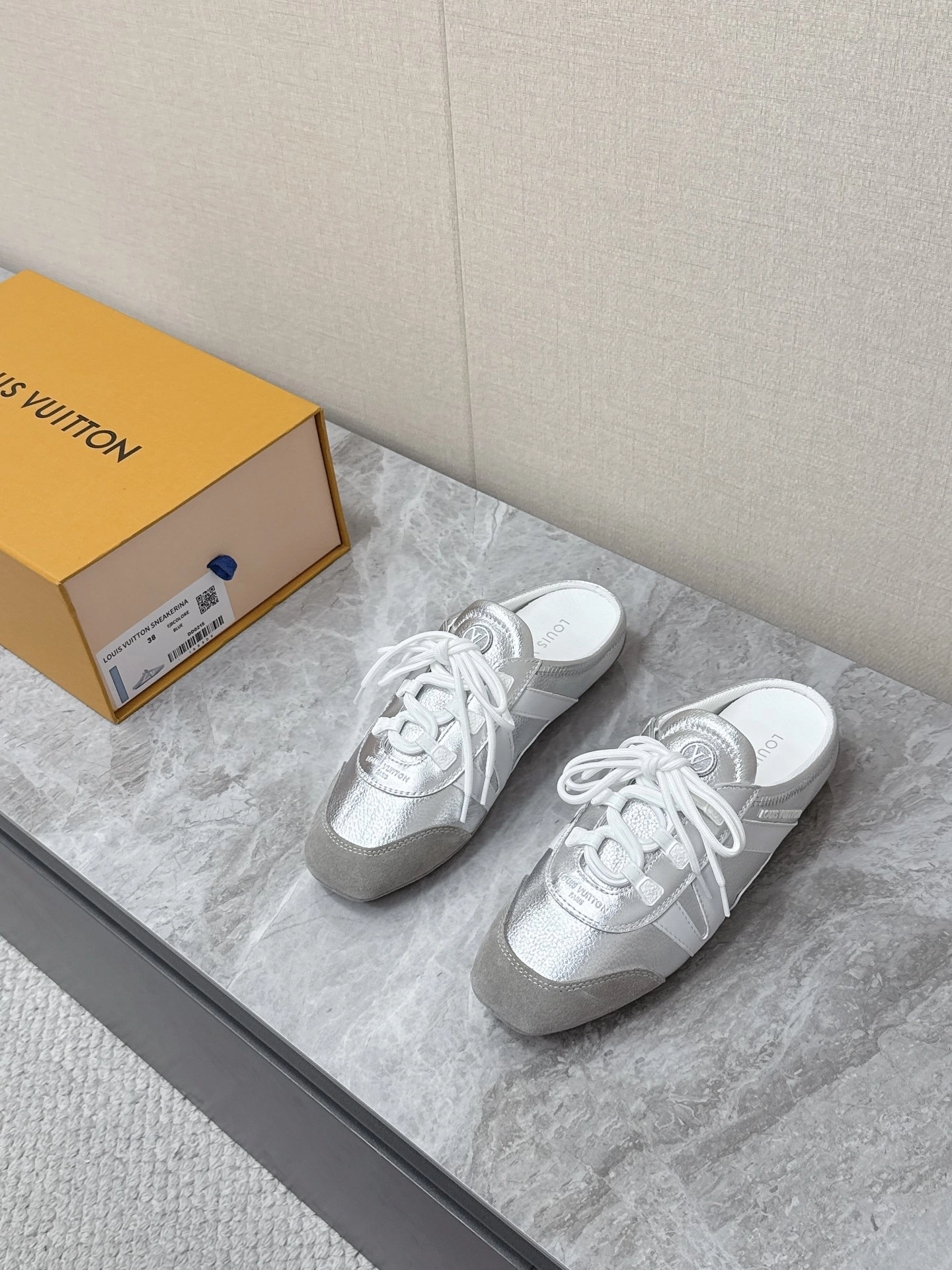ルイ・ヴィトン LV Sneakerina レディース バレエスニーカー
