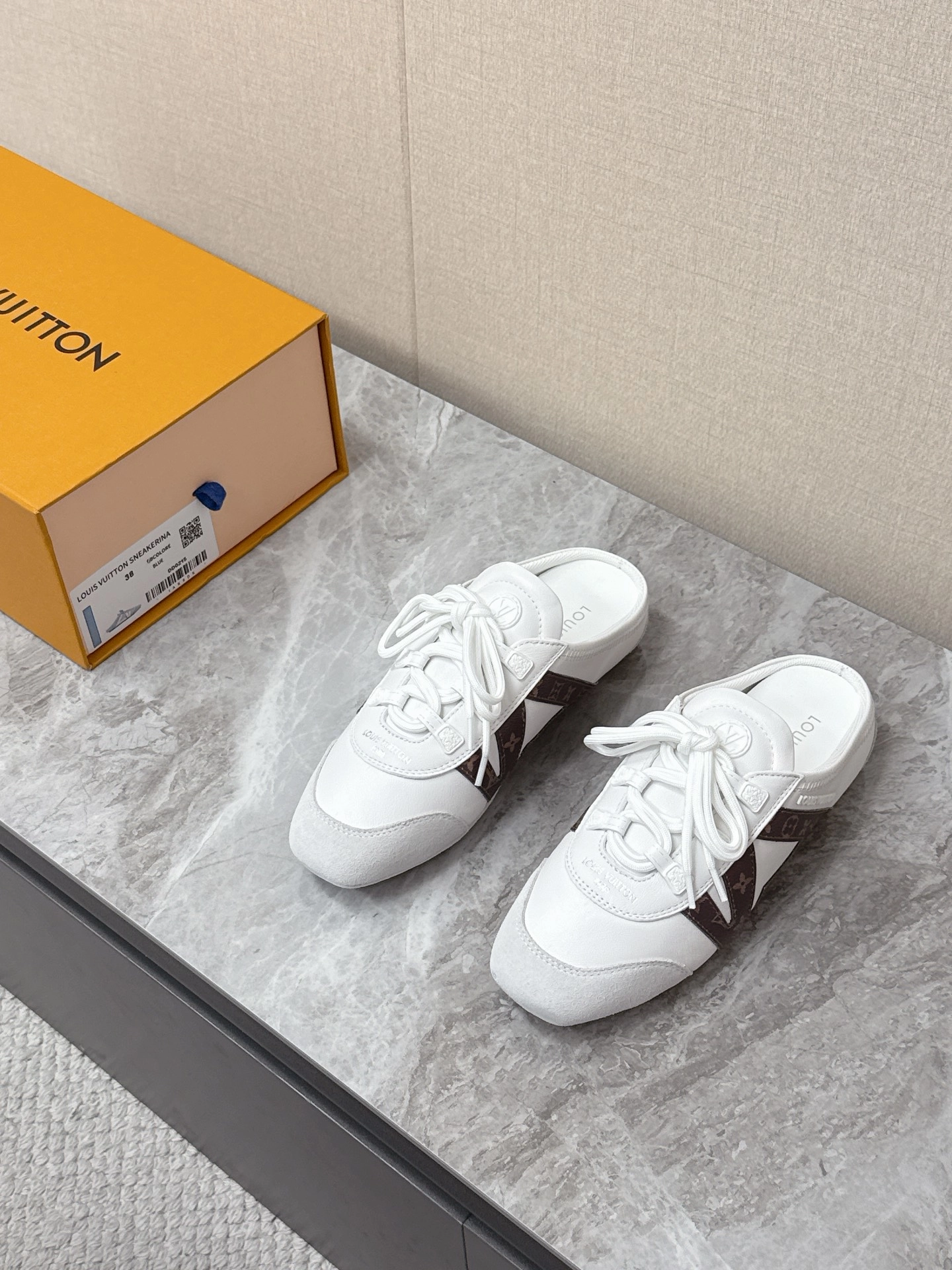 ルイ・ヴィトン LV Sneakerina レディース バレエスニーカー