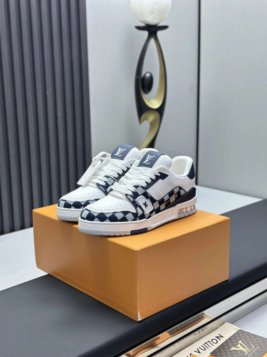 ルイ・ヴィトン「LV Trainer」クラシックシリーズ ファッショントレンドカジュアルスニーカー
