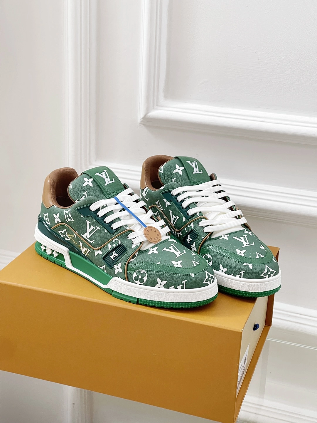 ルイ・ヴィトン「LV Trainer」クラシックシリーズ ファッショントレンドカジュアルスニーカー