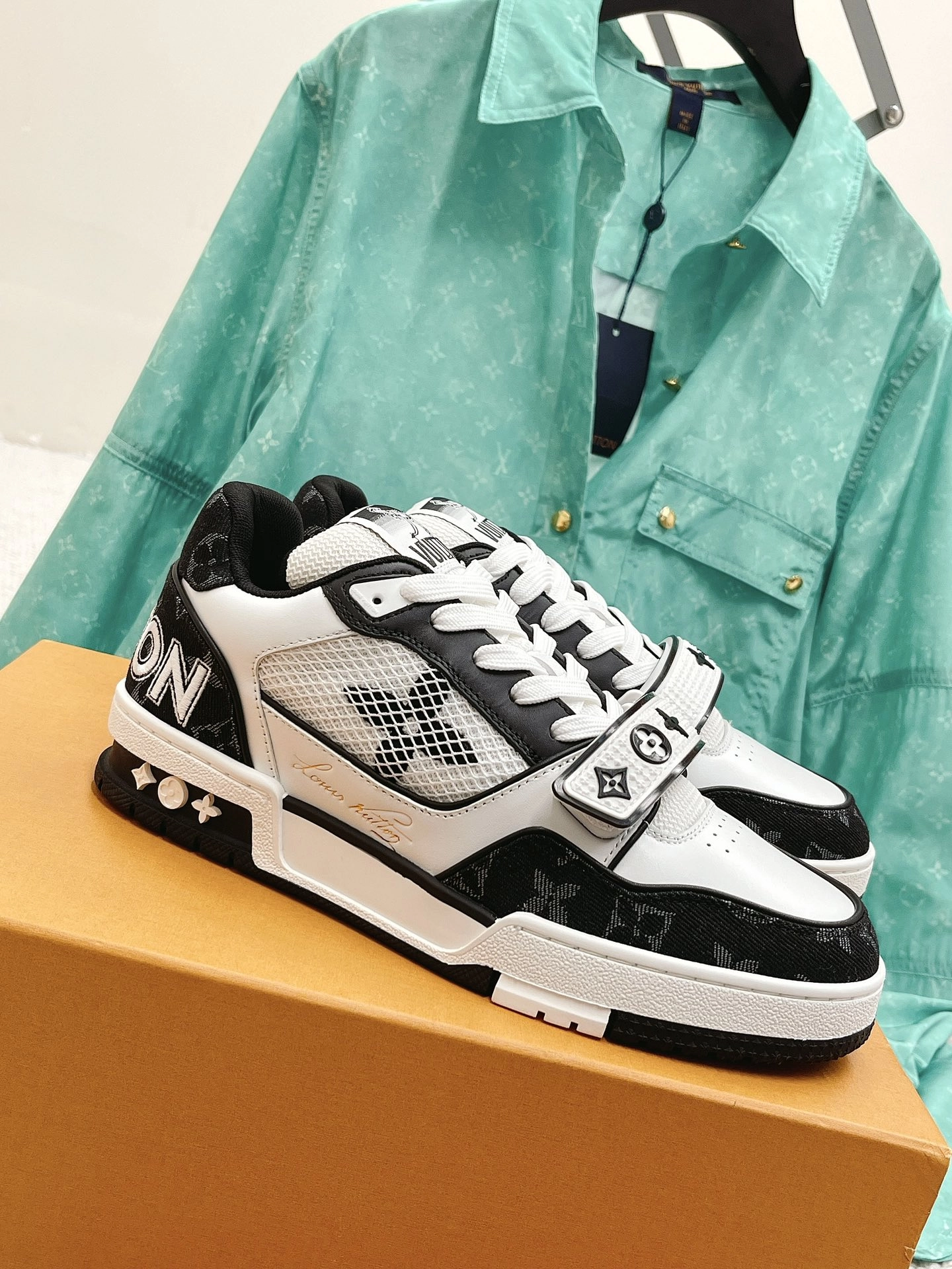ルイ・ヴィトン「LV Trainer」クラシックシリーズ ファッショントレンドカジュアルスニーカー