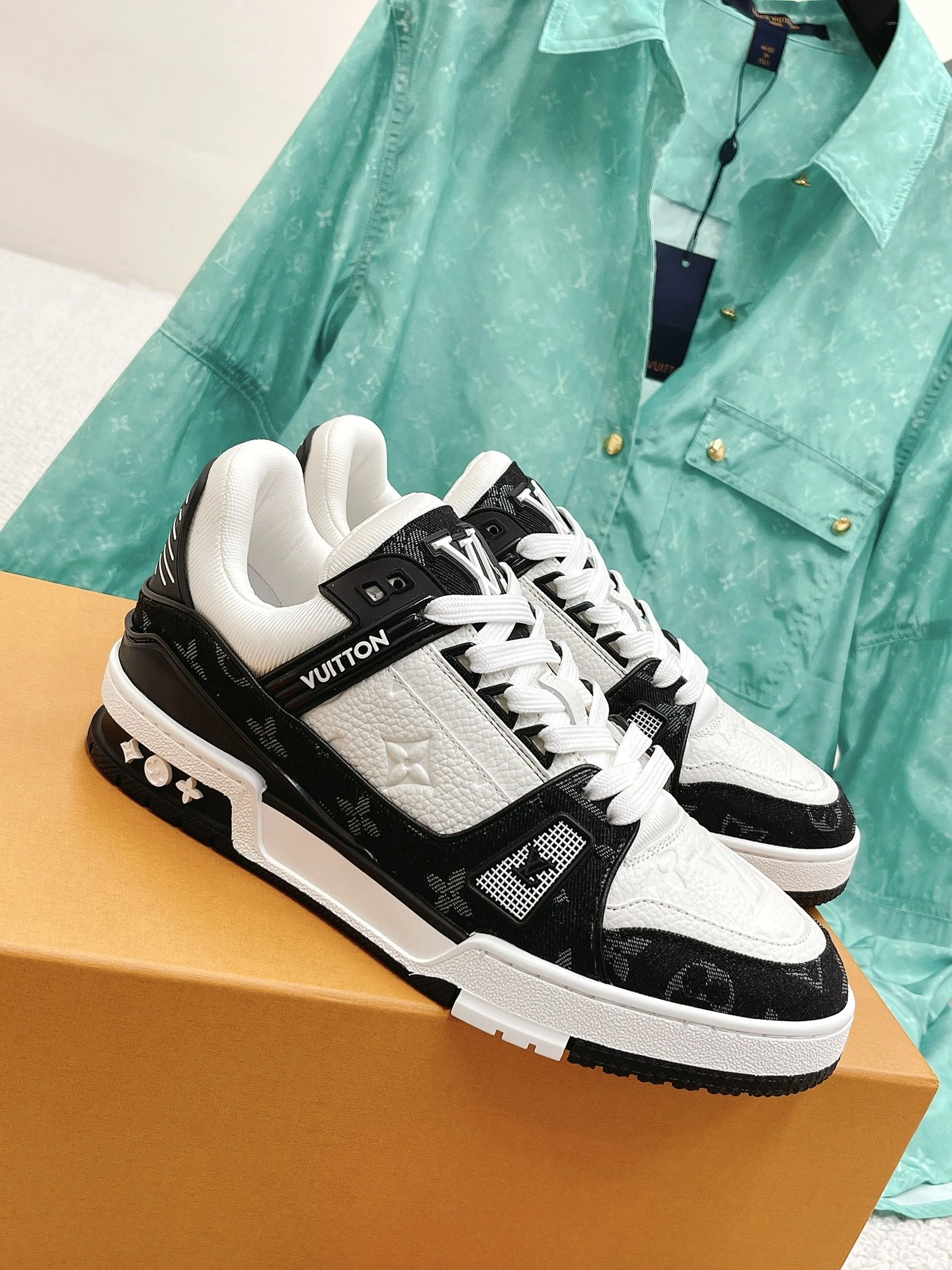 ルイ・ヴィトン「LV Trainer」クラシックシリーズ ファッショントレンドカジュアルスニーカー