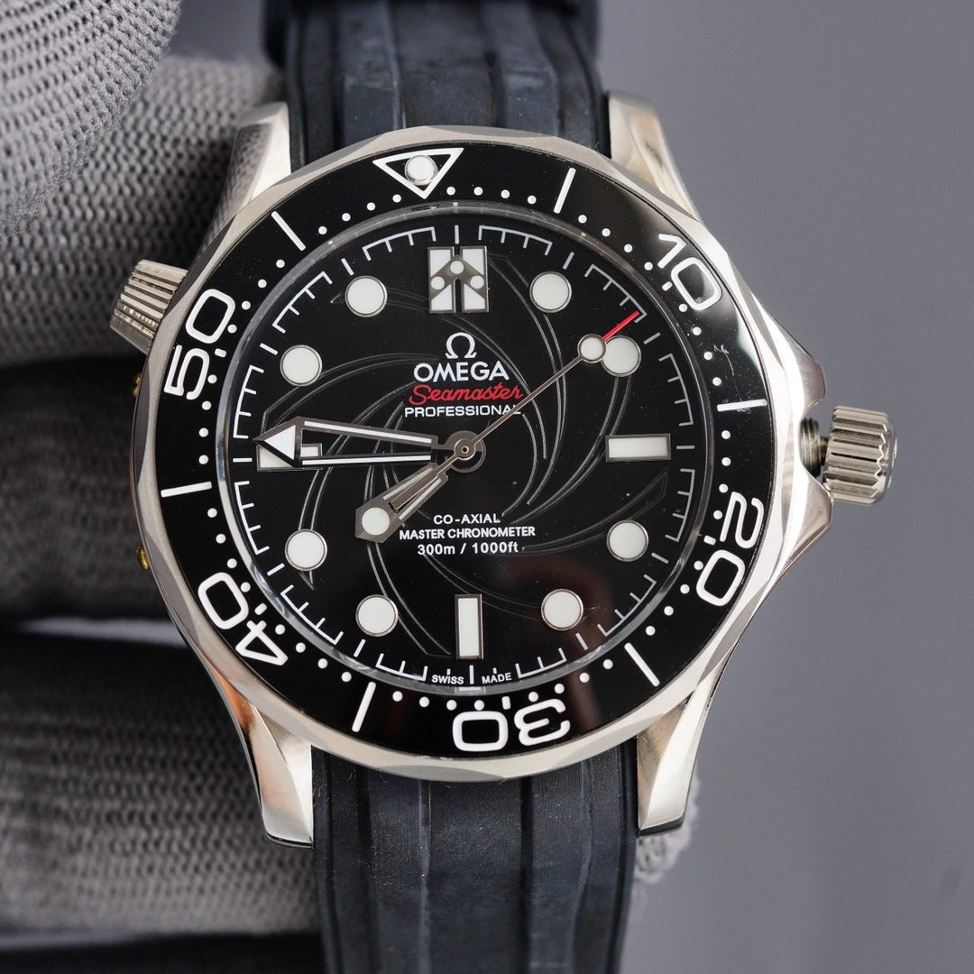 オメガ「Omega」シーマスター ダイバー 42MM メンズウォッチ