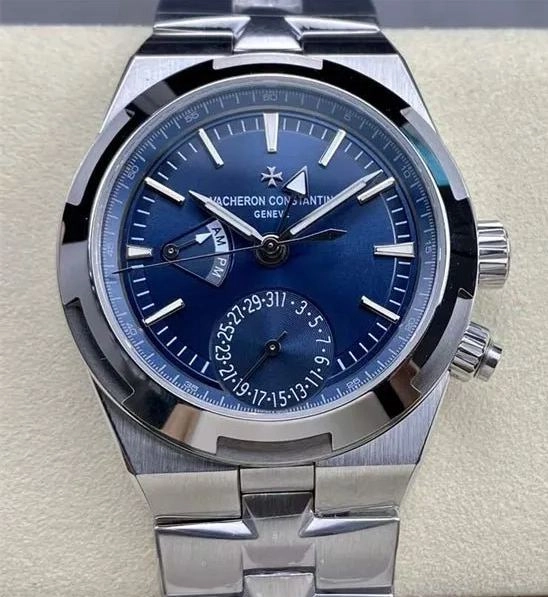 ヴァシュロン コンスタンタン「Vacheron Constantin」オーバーシーズ デュアルタイム 7900V 41mm 腕時計