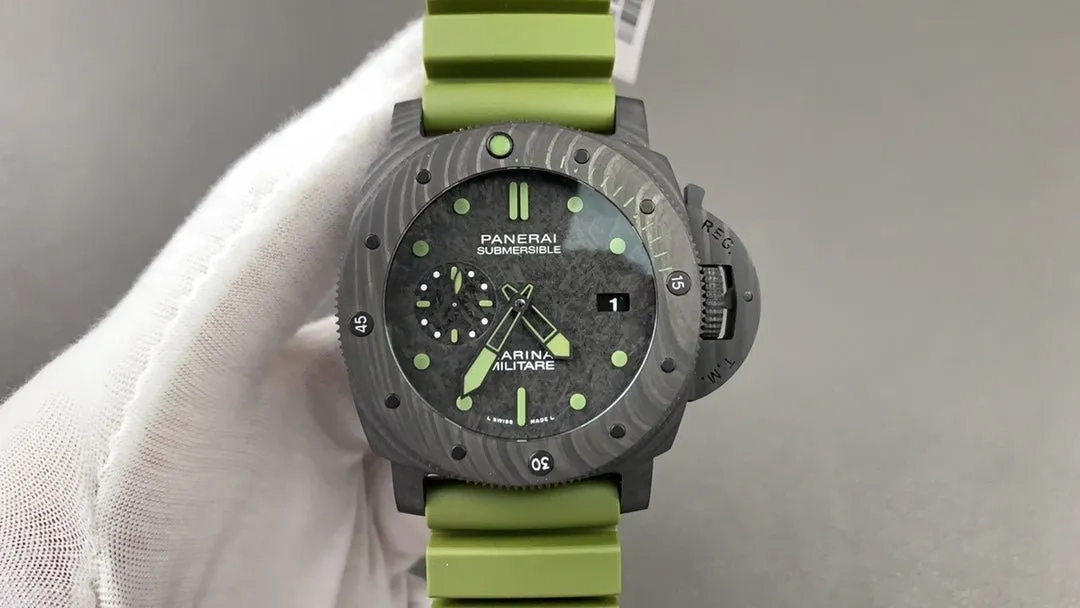 パネライ「Panerai」サブマーシブル 47MMプロフェッショナルダイバーズウォッチ