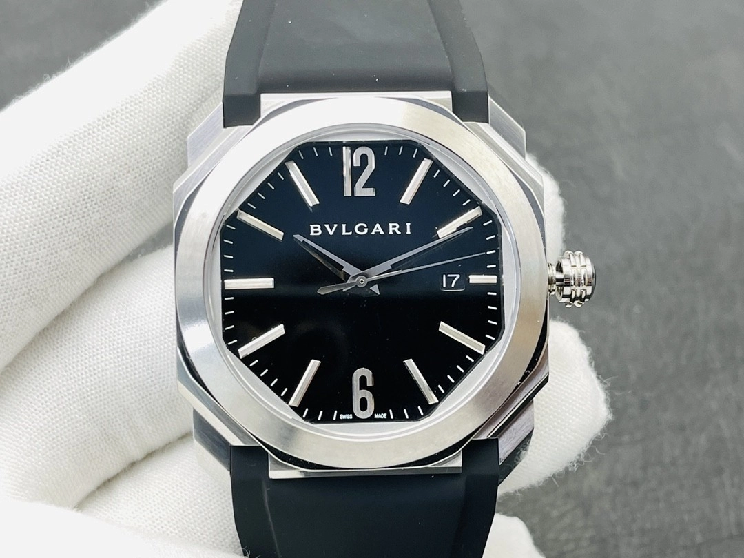 ブルガリ「Bvlgari」 オクト メンズウォッチ40MM