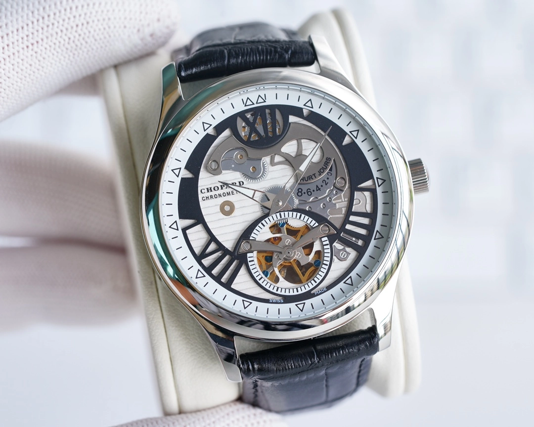 ショパール「Chopard」アルパインイーグルメンズ スケルトンウォッチ42mm