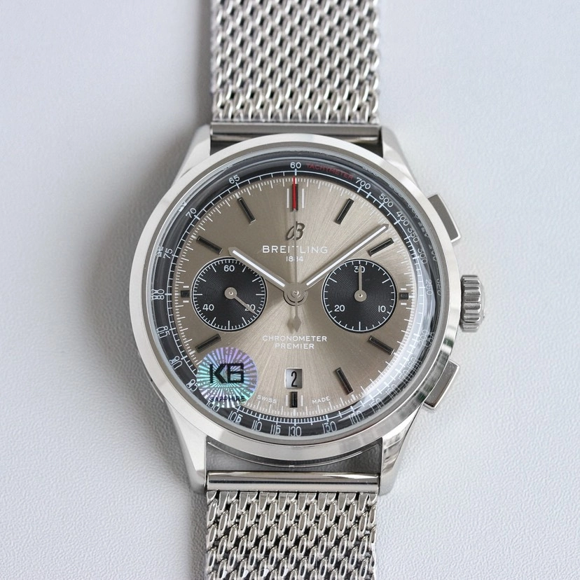 ブライトリング ナビタイマー 42mm