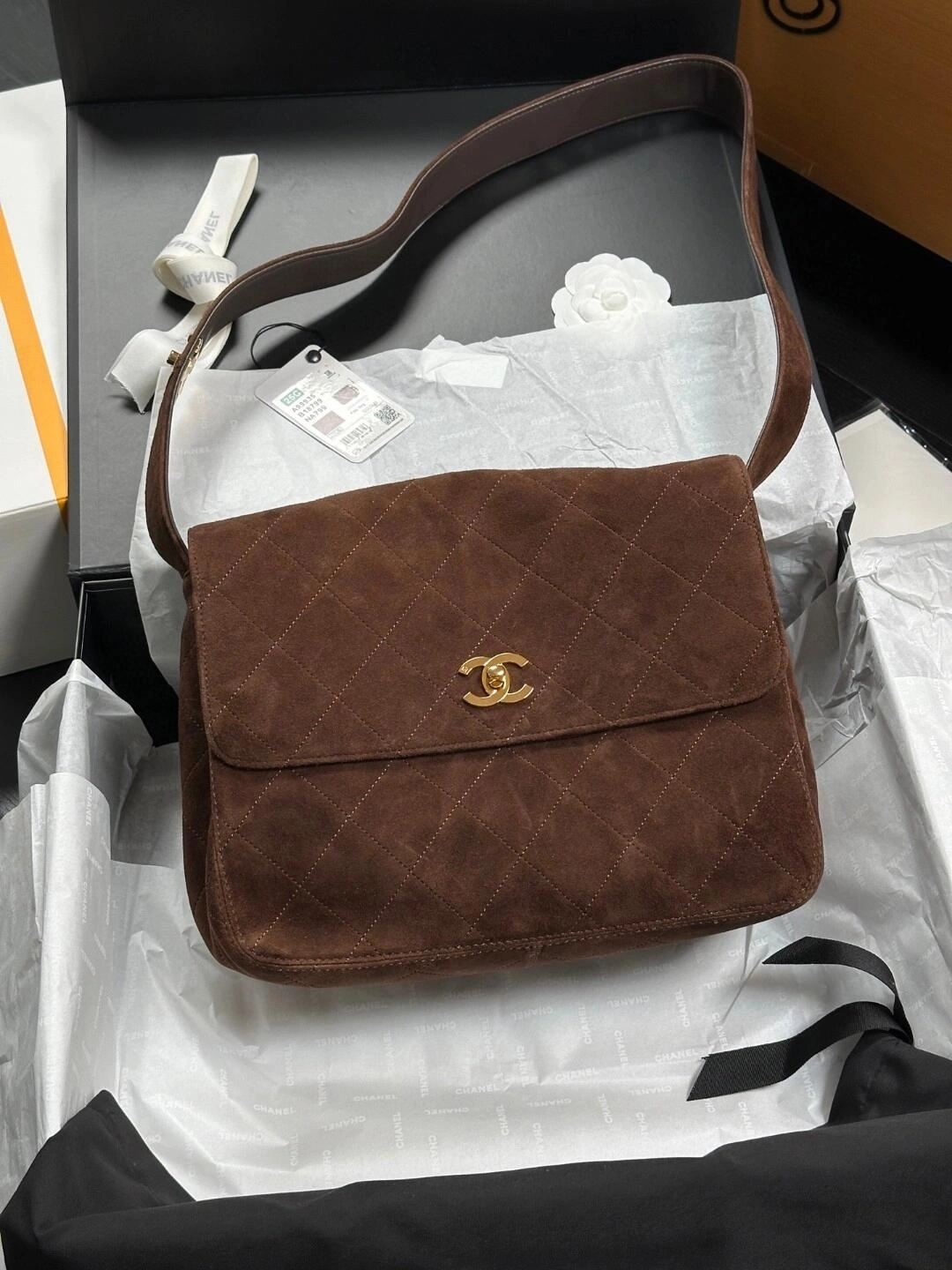 シャネル「Chanel」スエード&レザー ダブルポケット チェーンバッグ