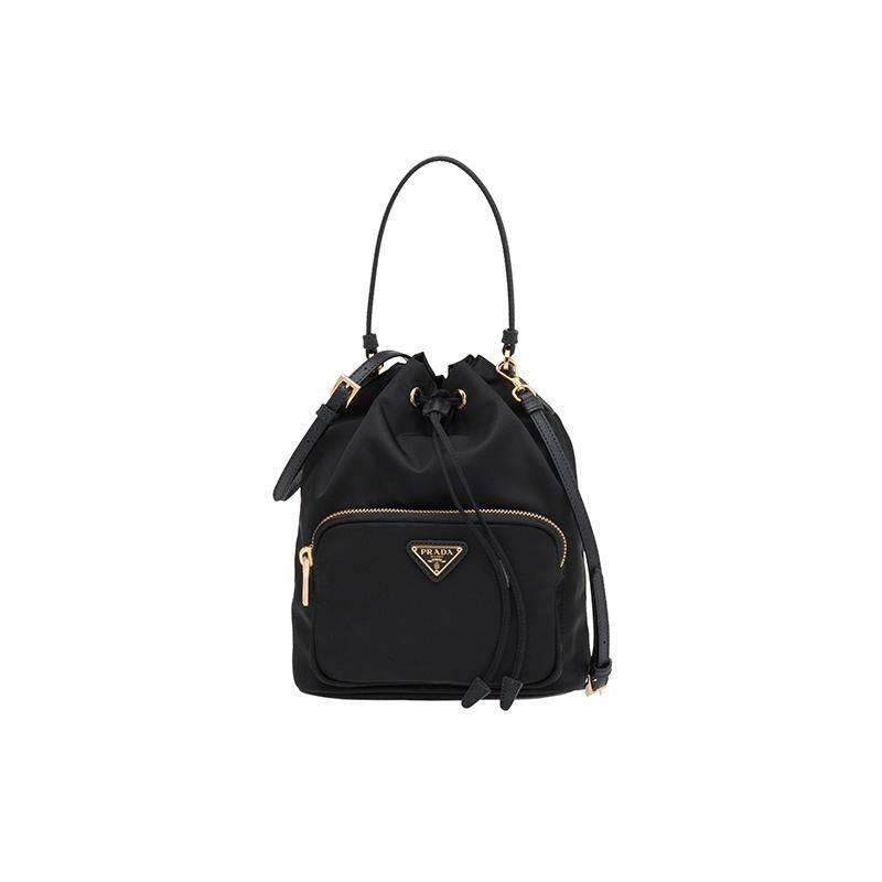 プラダ「Prada」 デュエット ナイロンショルダーバッグ ブラック