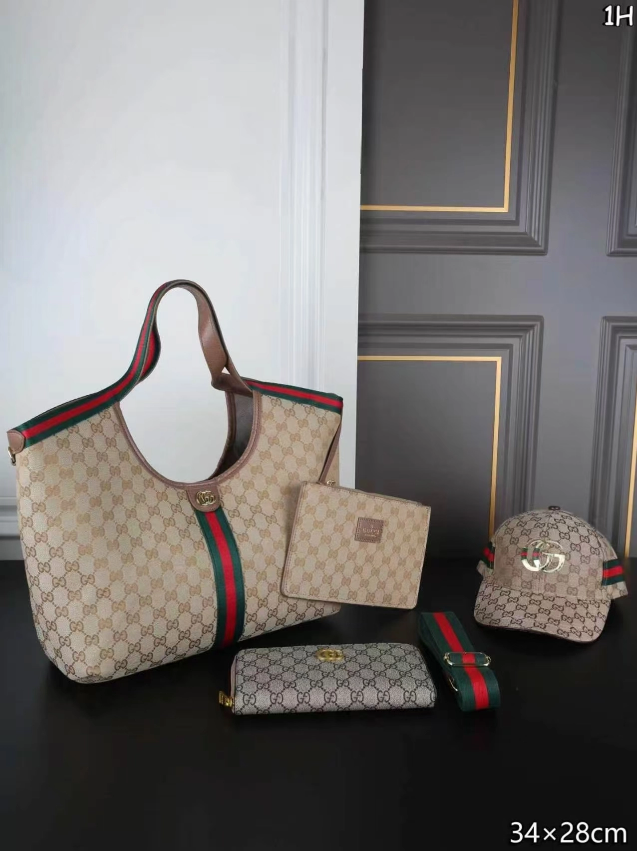 「グッチ」GUCCI アンダーアームトートバッグ+キャップ+財布 3 点セット 限定セール 大人気販売中