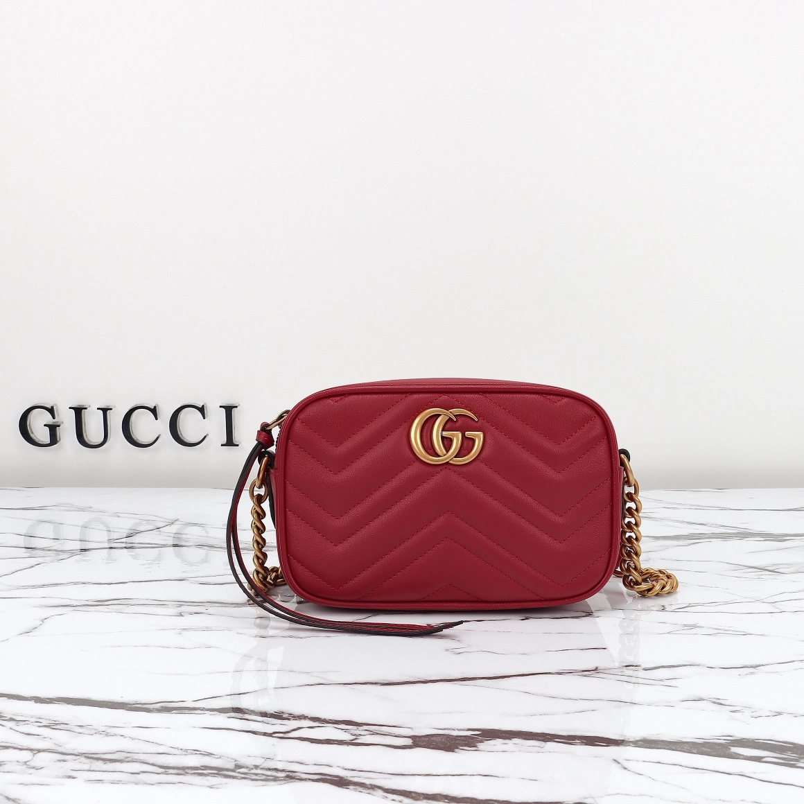 グッチ〔GGマーモント〕スモール カメラバッグ「GG Marmont Bag」