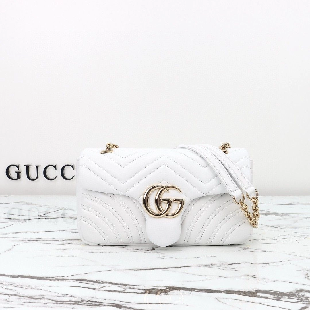 グッチ〔GGマーモント〕ミディアム ショルダーバッグ「GG Marmont Bag」