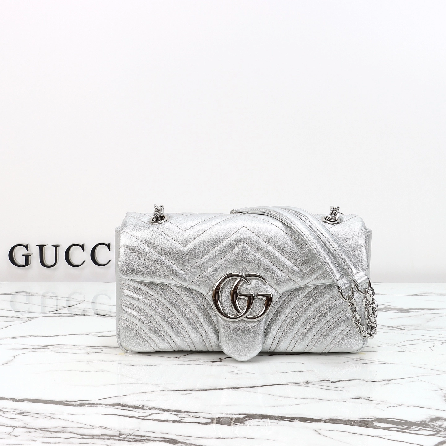 グッチ〔GGマーモント〕ミディアム ショルダーバッグ「GG Marmont Bag」