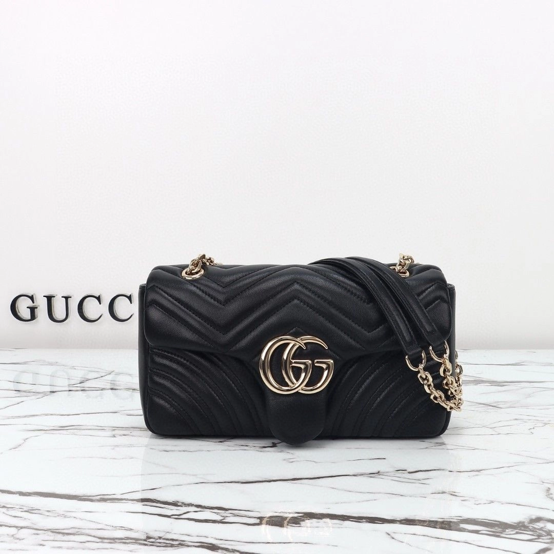 グッチ〔GGマーモント〕ミディアム ショルダーバッグ「GG Marmont Bag」
