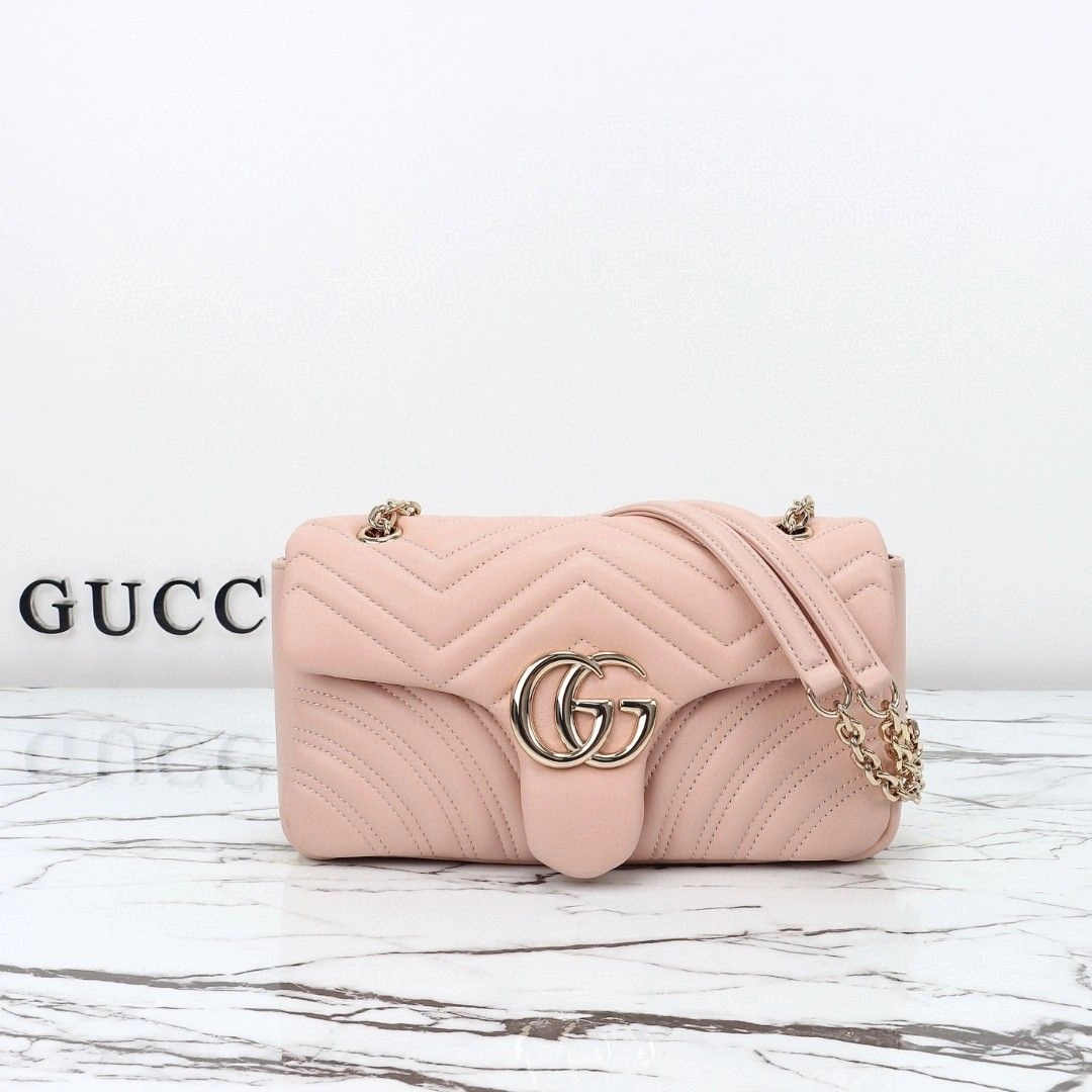 グッチ〔GGマーモント〕ミディアム ショルダーバッグ「GG Marmont Bag」