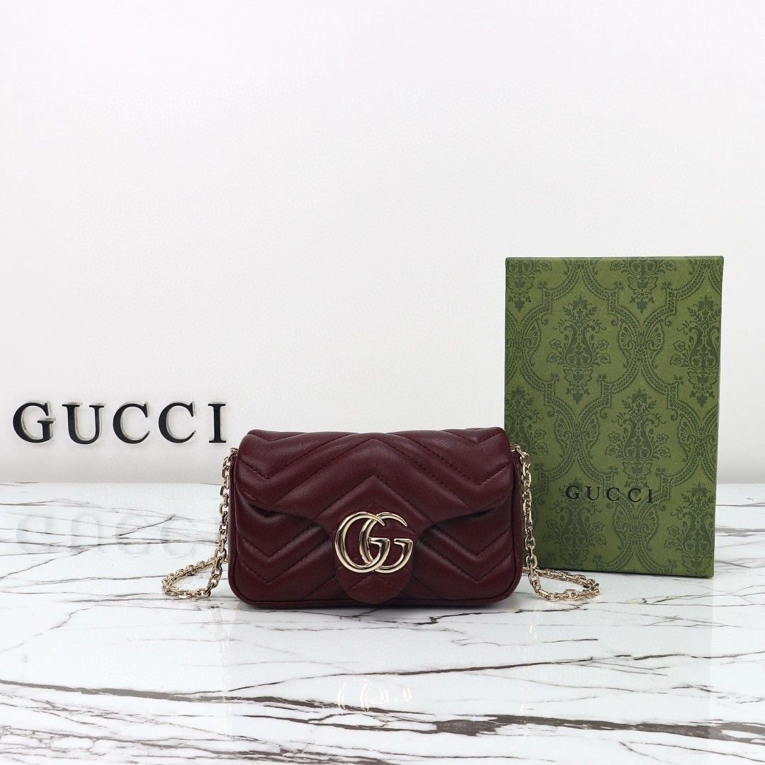 グッチ〔GGマーモント〕ミニ ショルダーバッグ「GG Marmont Bag」