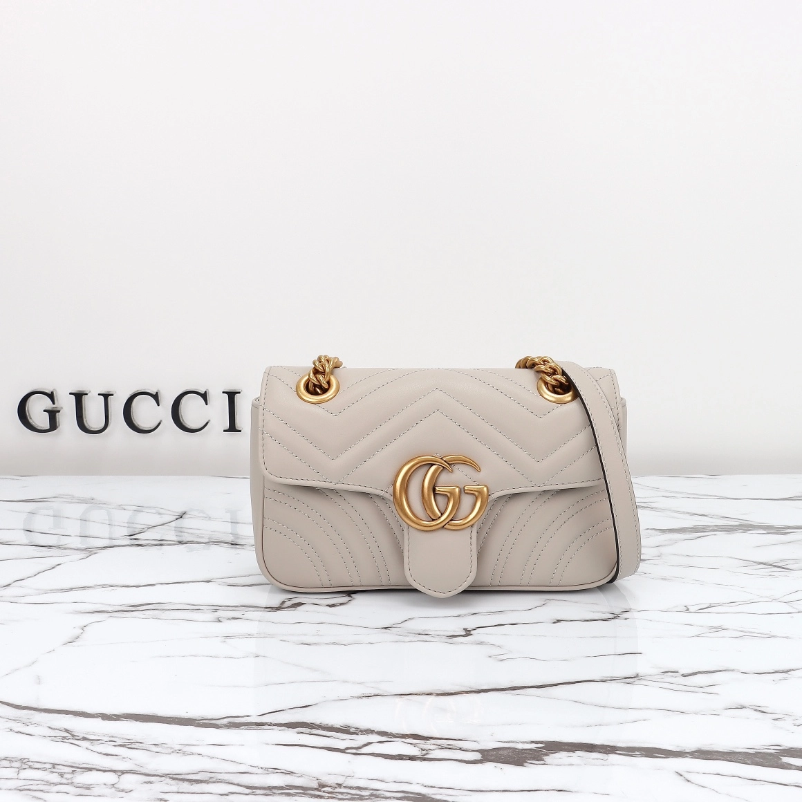 グッチ〔GGマーモント〕ミニ/スモール ショルダーバッグ「GG Marmont Bag」