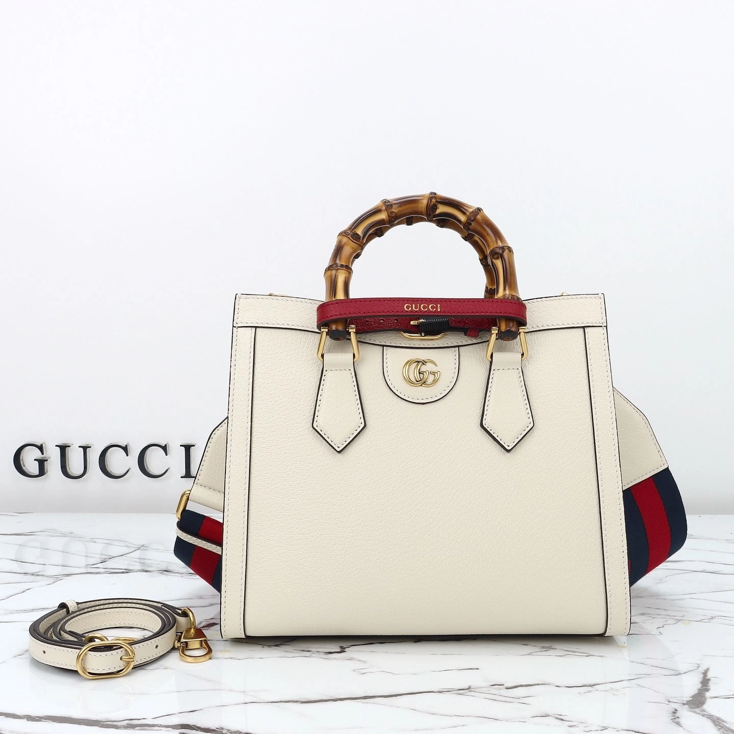 グッチ〔ダイアナ〕ミディアム トートバッグ「Diana Bag」