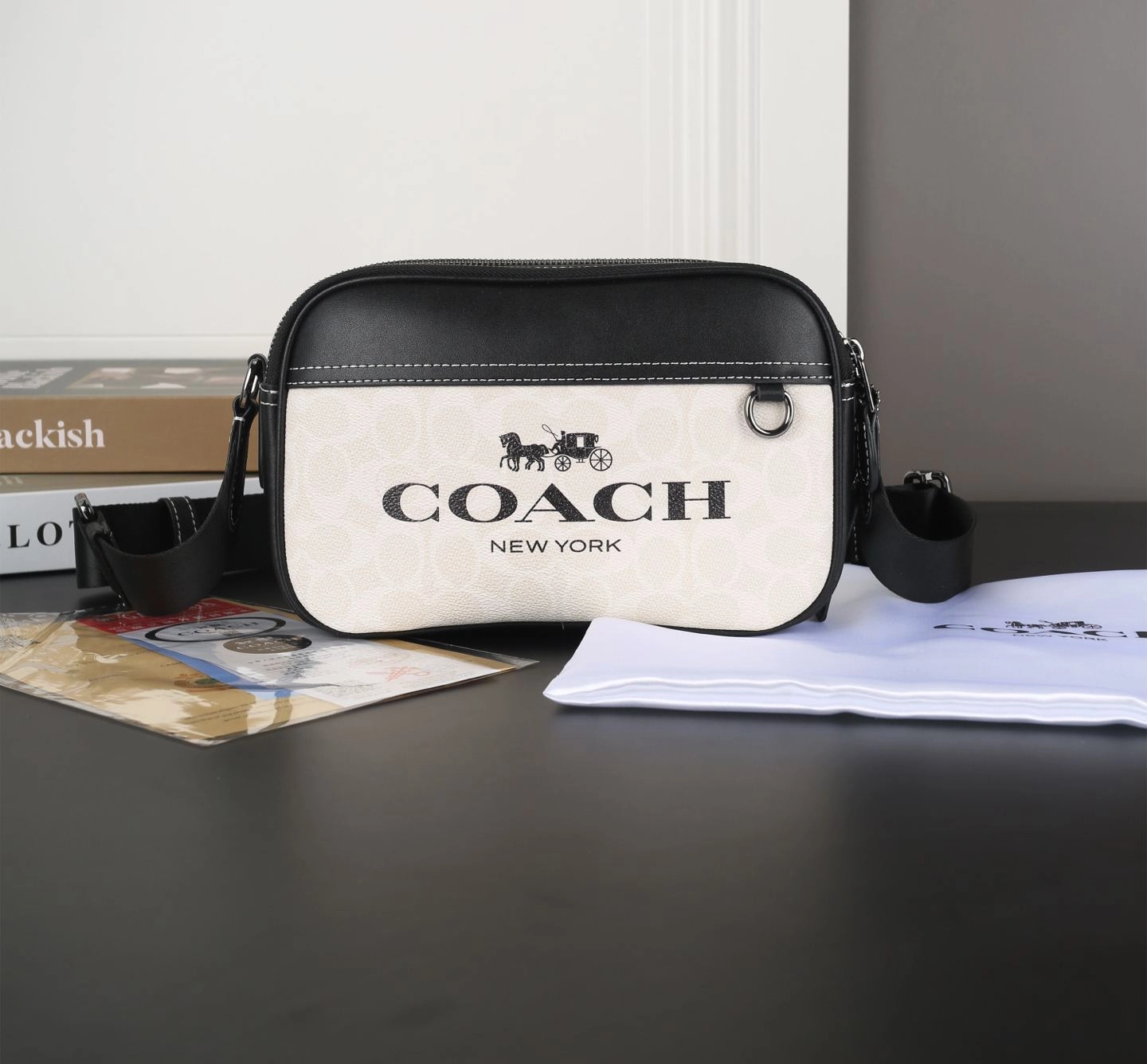 コーチ「Coach」Graham 23 シリーズ メンズ カメラバッグ