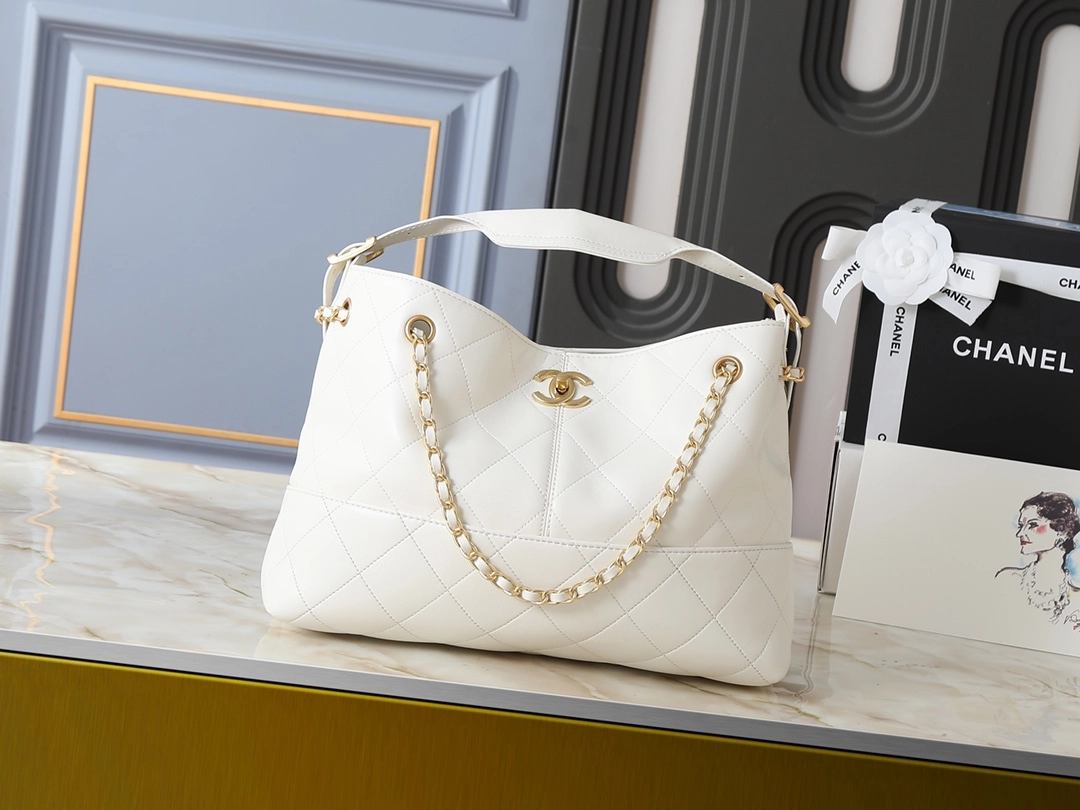 シャネル スモール ショッピングバッグ「Shopping Bag」