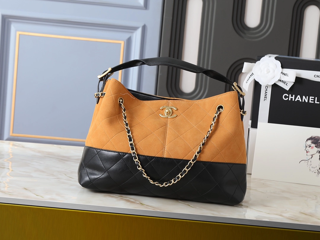 シャネル スモール ショッピングバッグ「Shopping Bag」