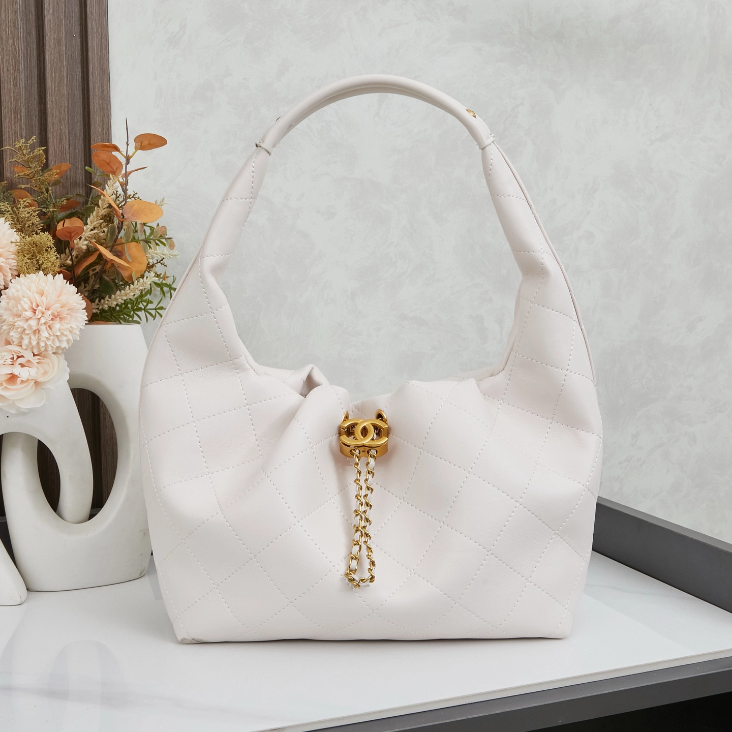 シャネル ホーボー バッグ「Hobo Bag」