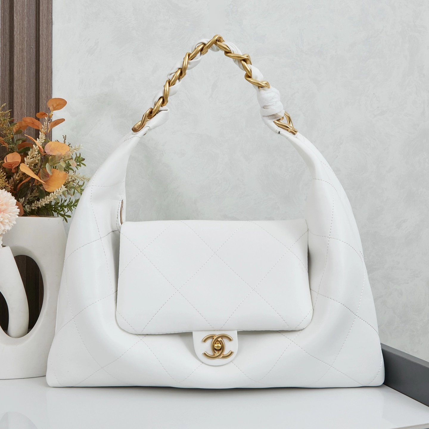 シャネル マキシ ホーボー バッグ「Hobo Bag」