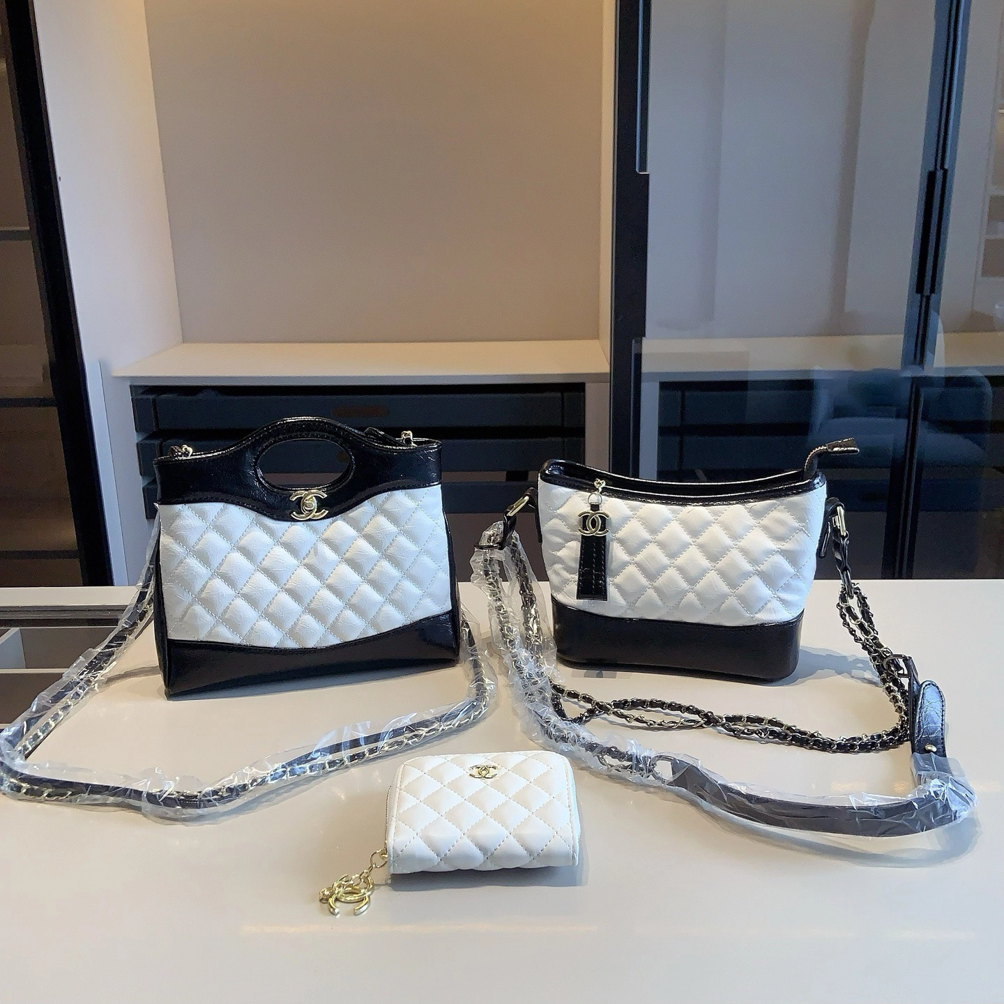 【シャネル最強 3 点セット】31 バッグ + ガブリエル + 財布が勢揃い!今だけ超特価!