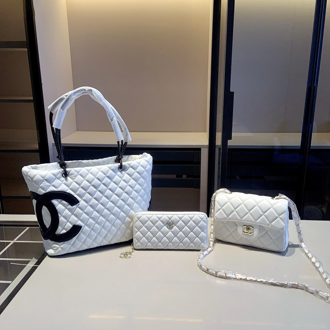 【シャネル最強 3 点セット】カンボントート + ミニマトラッセ + 長財布が勢揃い!今だけ超特価!