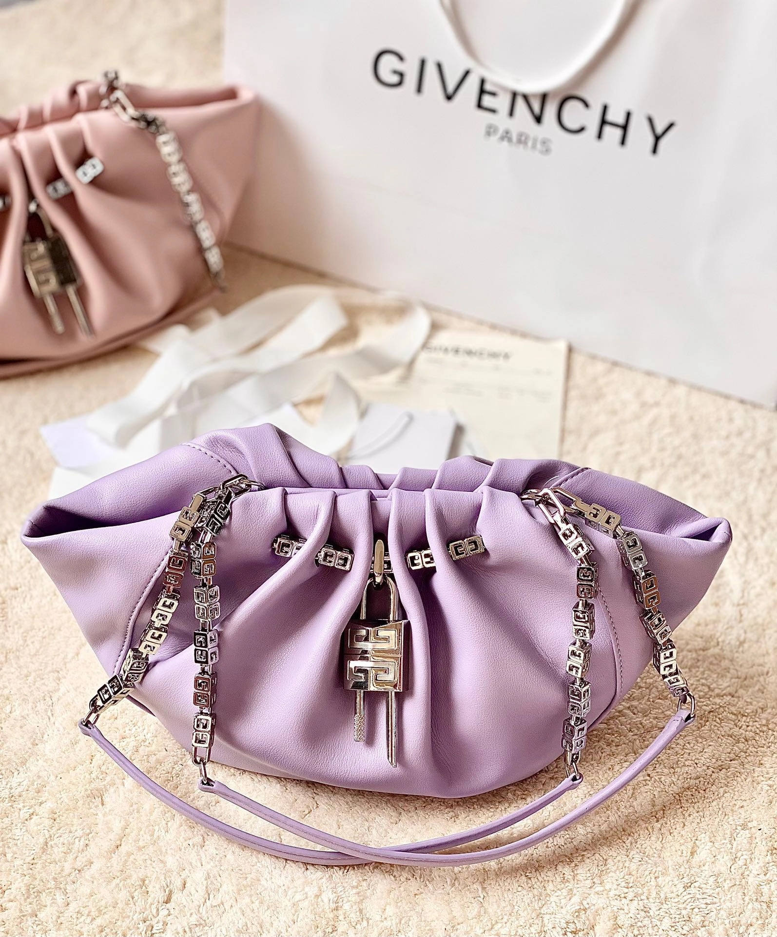 ジバンシィ「Givenchy」ミニケニー ハンドバッグ