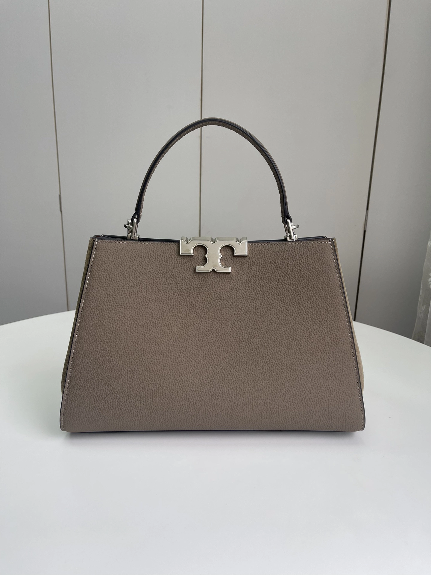 トリー バーチ「Tory Burch」エレノア ショルダー/ハンドバッグ