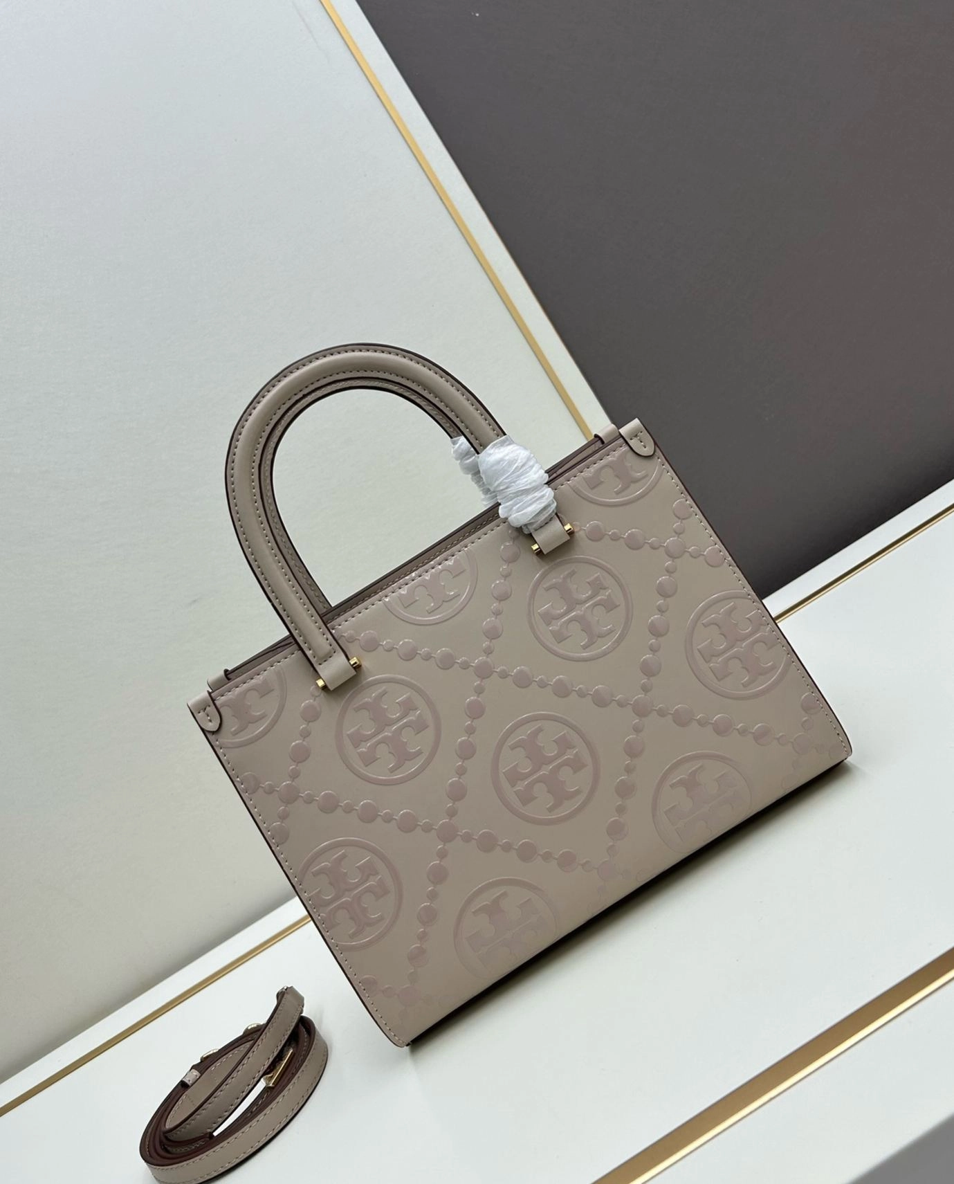 トリー バーチ「Tory Burch」モノグラム 2021サマー ジャカード ショルダー/ハンドバッグ
