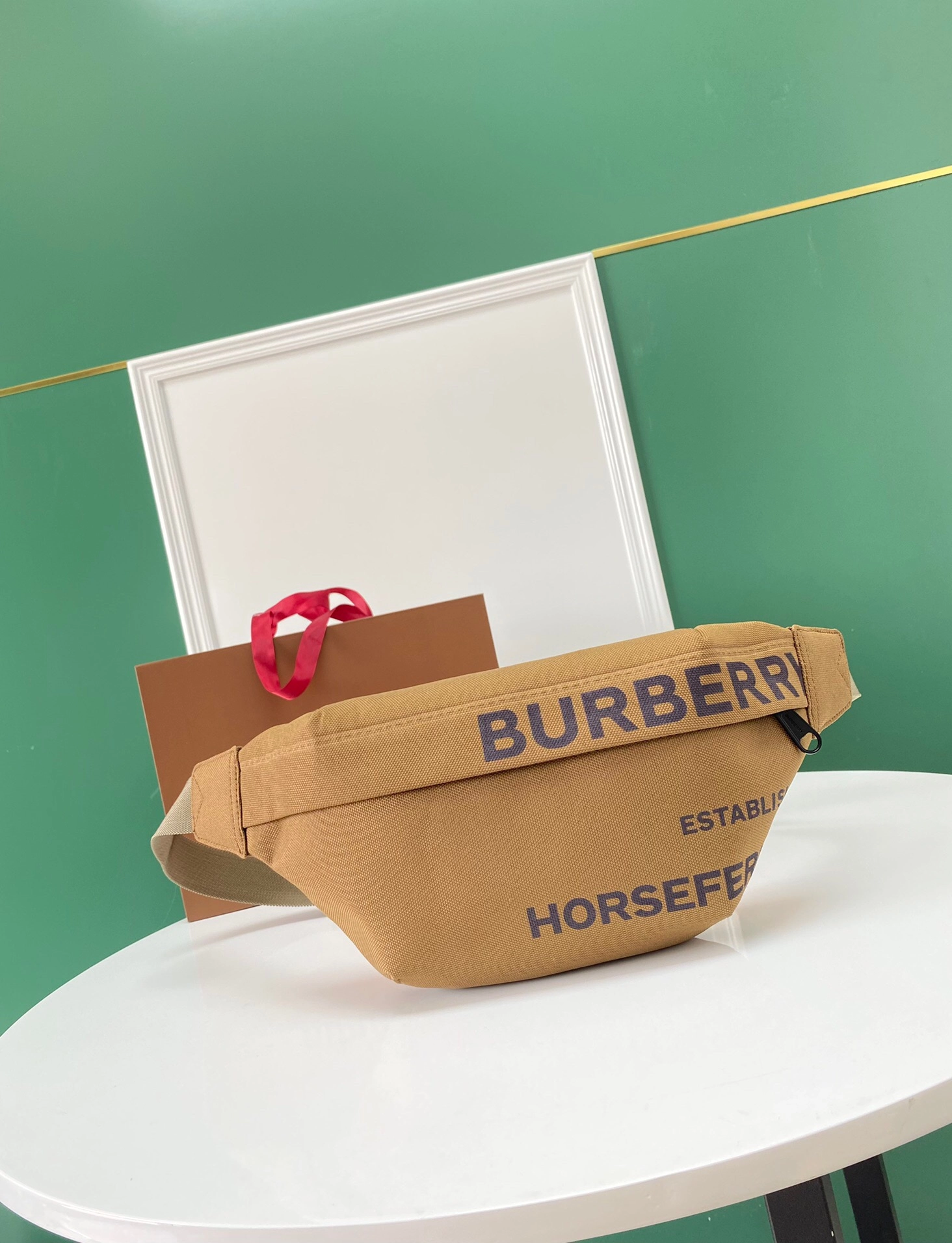 バーバリー「Burberry」アーカイブストリート ウエストバッグ