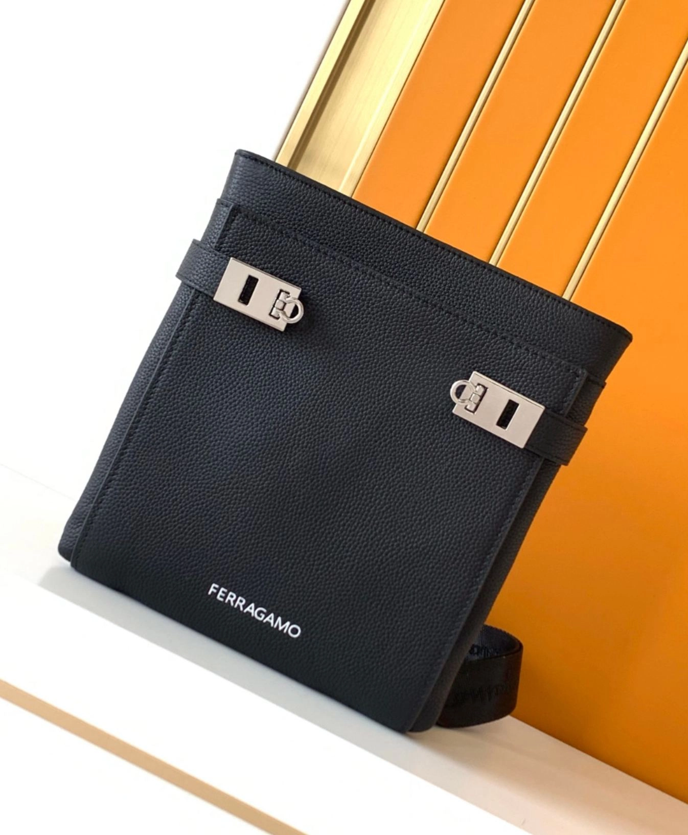 フェラガモ「Ferragamo」サルヴァトーレ フェラガモ サングラス