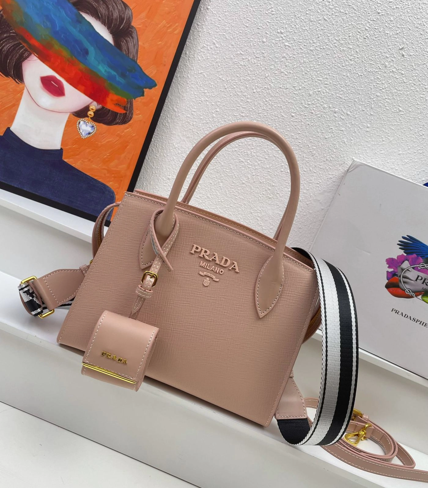 プラダ「Prada」 デュアルショルダー ジップトップバッグ