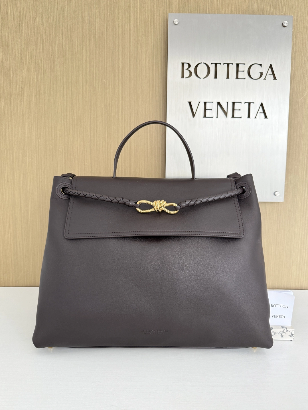 ボッテガ・ヴェネタ「Bottega Veneta」Ciao Ciao ラージ ショルダーバッグ