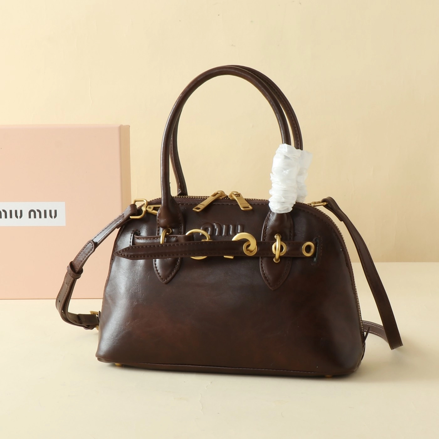 ミュウミュウ アバンチュール ナッパレザー スモール トップハンドルバッグ「Aventure Bag」