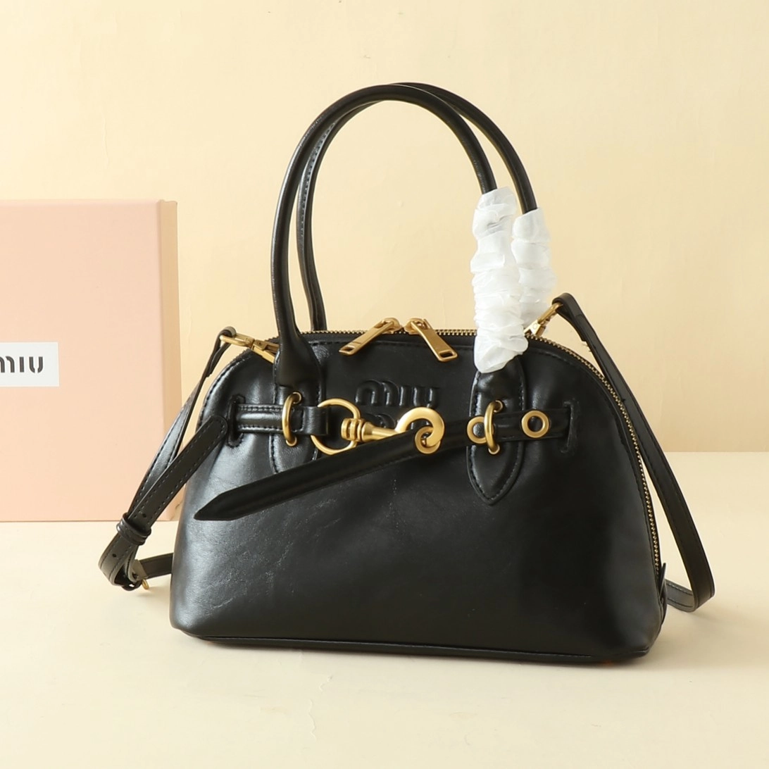 ミュウミュウ アバンチュール ナッパレザー スモール トップハンドルバッグ「Aventure Bag」